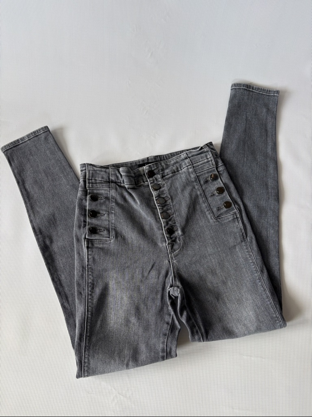 J BRAND NATASHA SKY HIGH CROP SKINNY JEANS / Grey Size 27